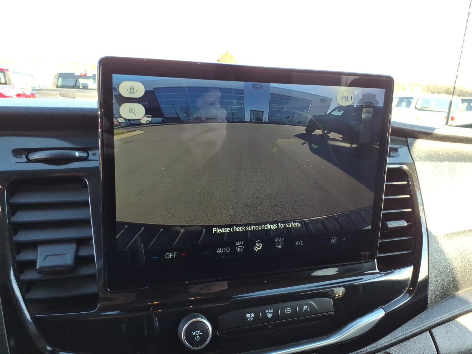 Certified 2023 Ford Transit 350 XLT image 21