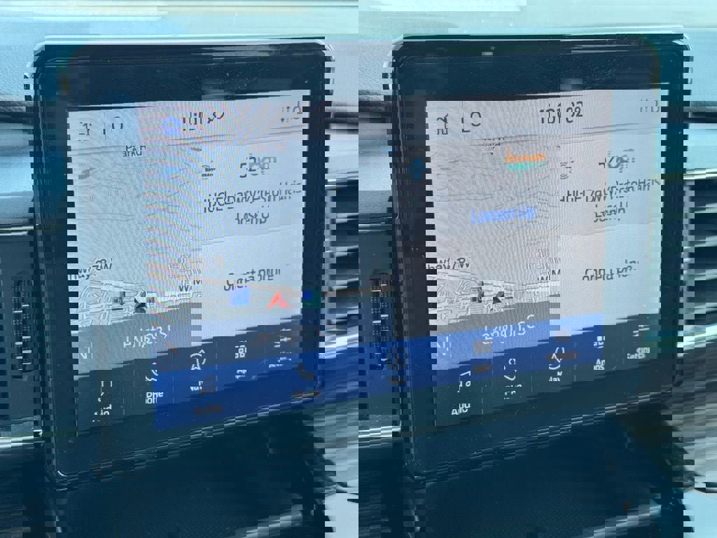 Certified 2024 Ford Explorer Limited image 23