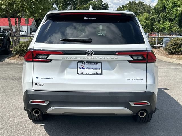 Used 2024 Toyota Grand Highlander AWD Hybrid image 6