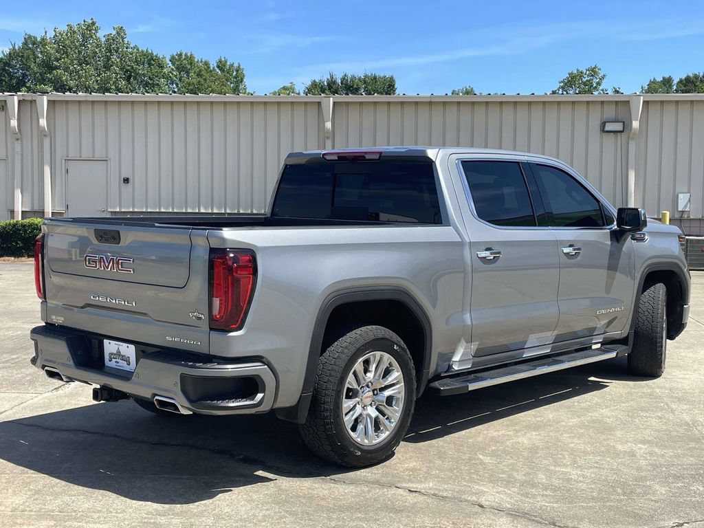 Used 2025 GMC Sierra 1500 Denali AWD/4WD image 3