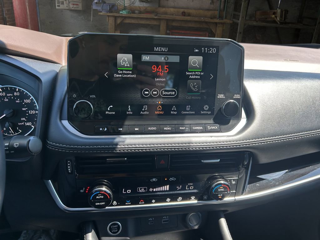 Used 2023 Nissan Rogue SL w/ SL Premium Package FWD image 23