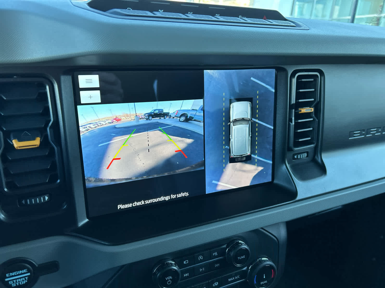 Certified 2022 Ford Bronco Badlands w/ Sasquatch Package image 32