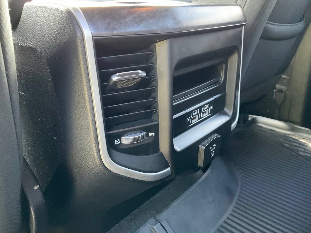 Used 2022 RAM 1500 Big Horn w/ Night Edition AWD/4WD image 16