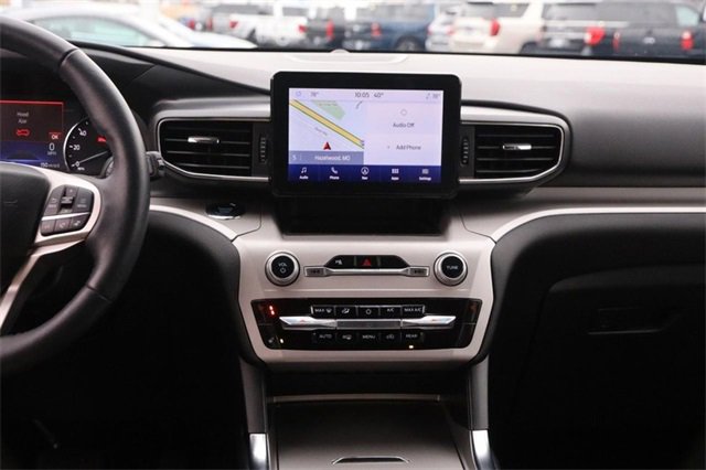 Certified 2023 Ford Explorer XLT w/ Equipment Group 202A image 26