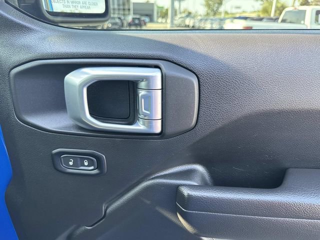 Used 2023 Jeep Gladiator Mojave image 14