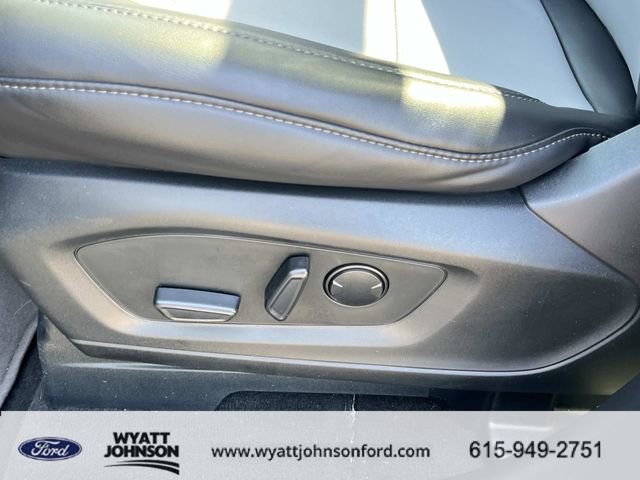 Certified 2023 Ford Explorer XLT w/ Equipment Group 202A AWD/4WD image 30