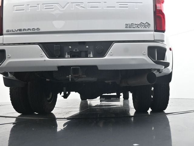 Used 2025 Chevrolet Silverado 3500 High Country w/ High Country Premium Package AWD/4WD image 35