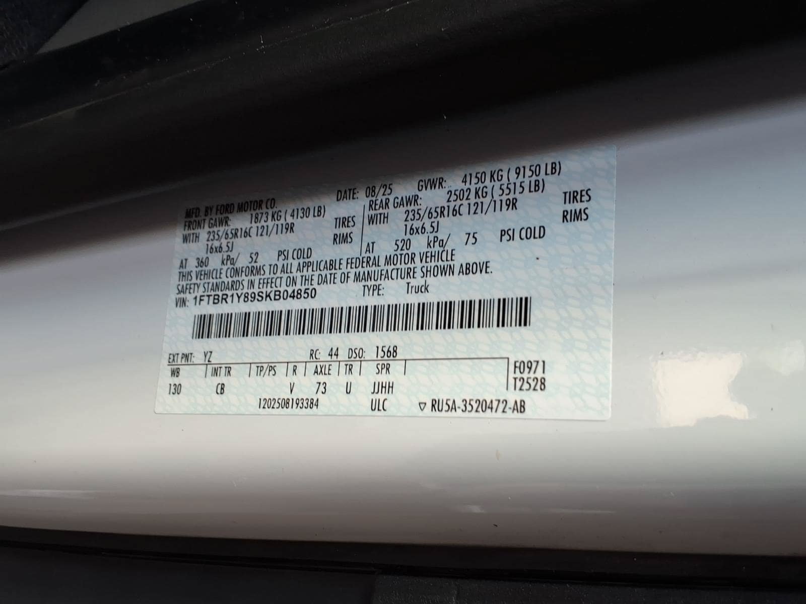 Certified 2025 Ford Transit 250 Low Roof w/ Exterior Upgrade Package RWD image 24