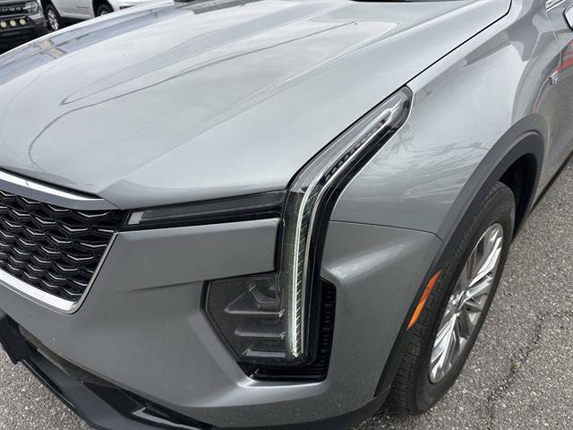 Used 2024 Cadillac XT4 Premium Luxury AWD/4WD image 36