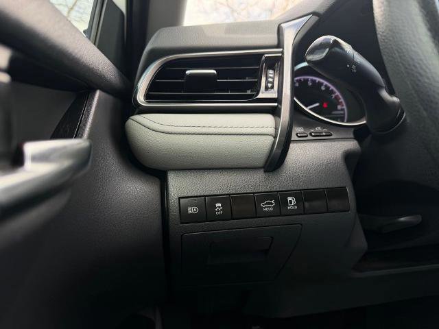 Used 2023 Toyota Camry LE image 12