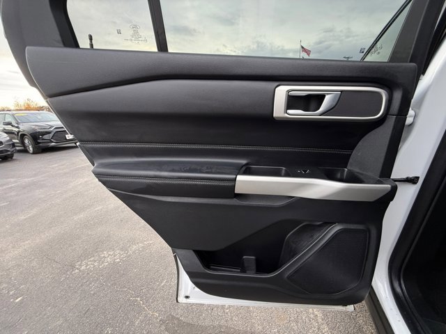 Certified 2020 Ford Explorer XLT w/ Equipment Group 202A image 26