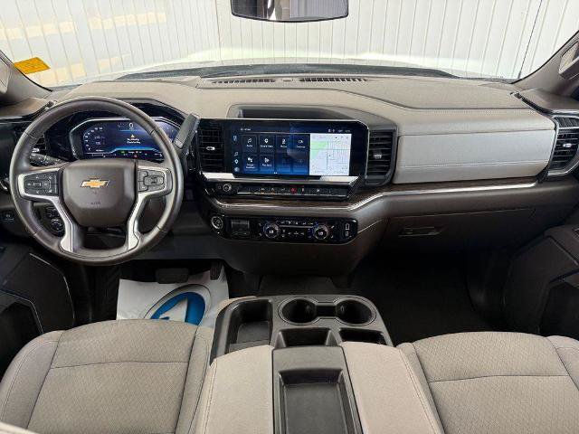Used 2025 Chevrolet Silverado 1500 LT RWD image 4