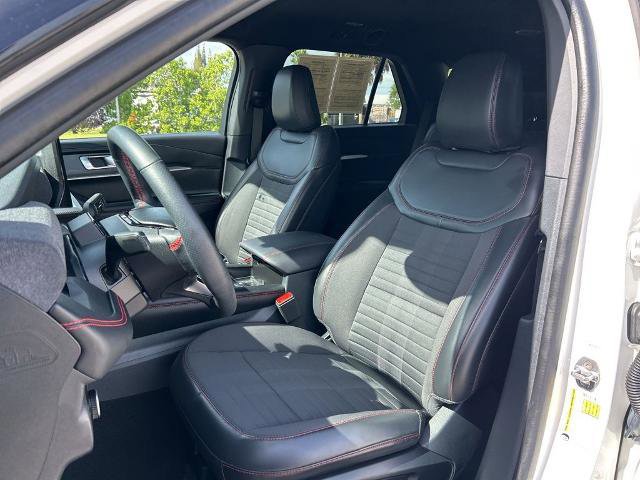 Certified 2025 Ford Explorer ST-Line w/ ST-Line Street Pack AWD/4WD image 19