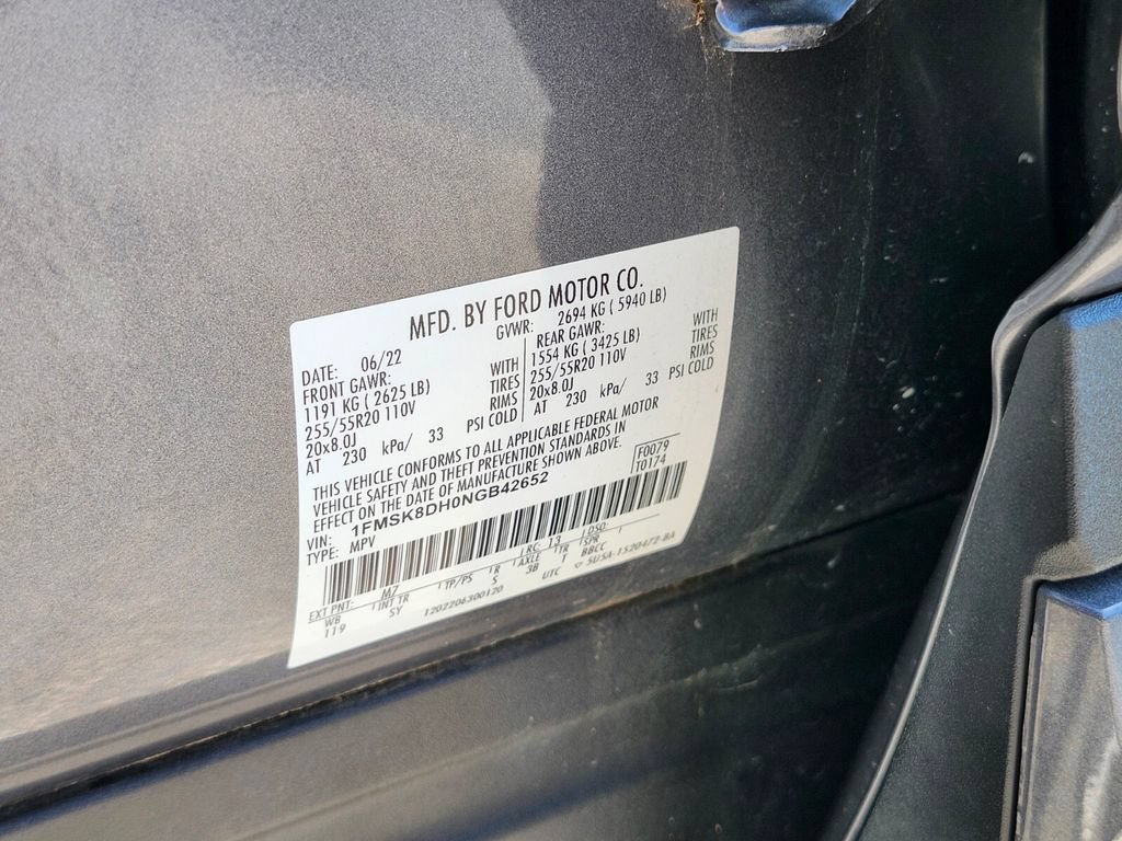 Certified 2022 Ford Explorer XLT w/ Equipment Group 202A AWD/4WD image 36