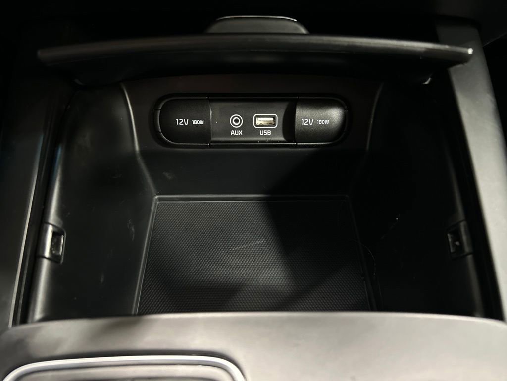 Used 2020 Kia Sorento LX FWD image 23