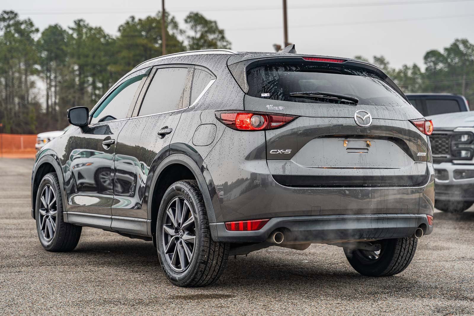 Used 2018 MAZDA CX-5 Touring image 3