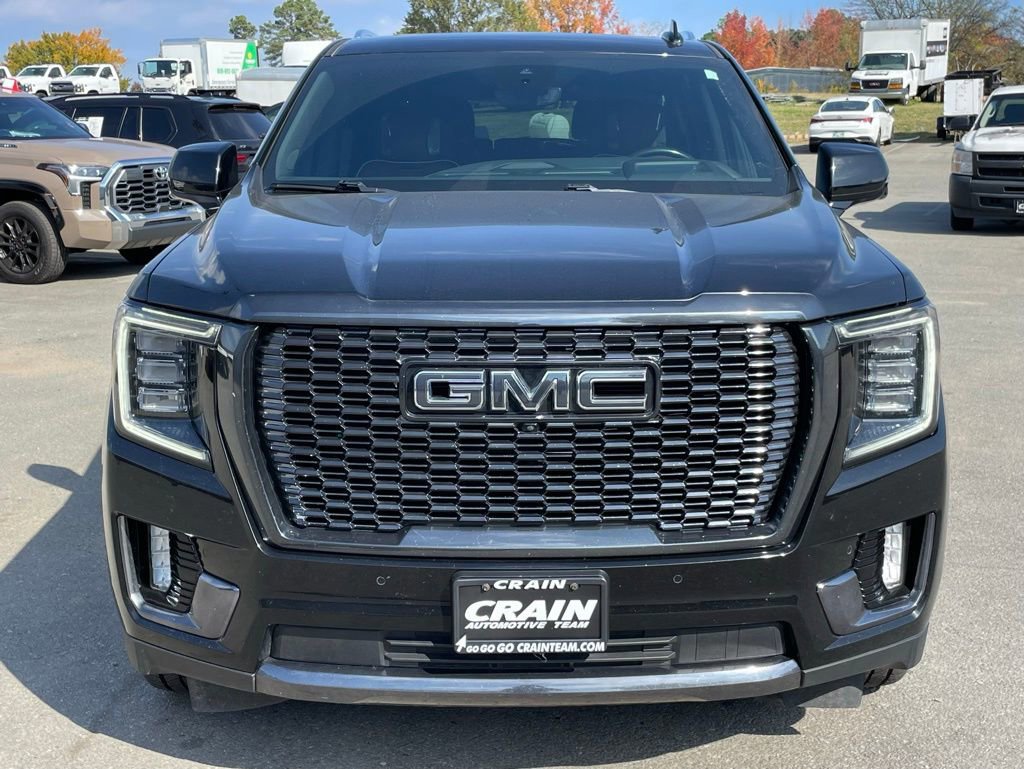 Used 2023 GMC Yukon XL Denali Ultimate image 8