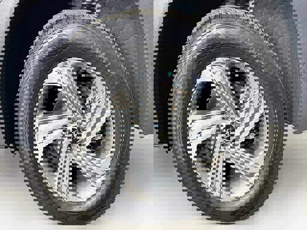 Used 2021 Hyundai Santa Fe SEL w/ Convenience Package image 11