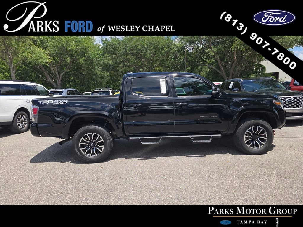 Used 2023 Toyota Tacoma TRD Sport w/ Technology Package AWD/4WD image 3