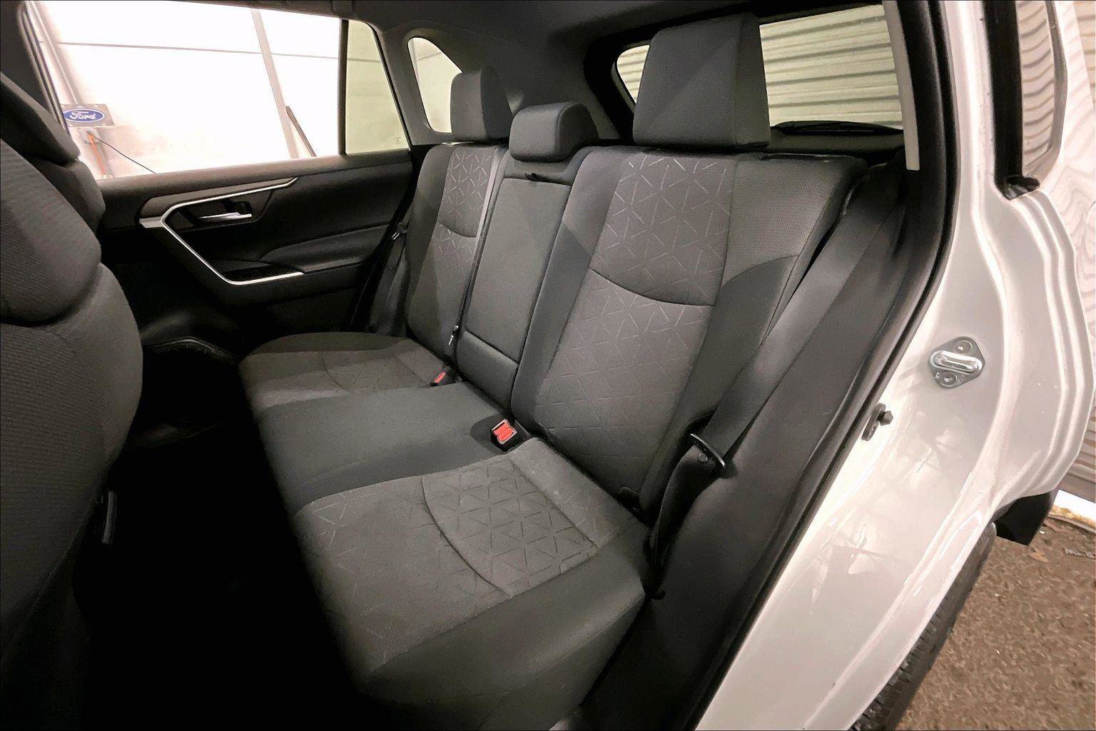 Used 2023 Toyota RAV4 XLE image 25