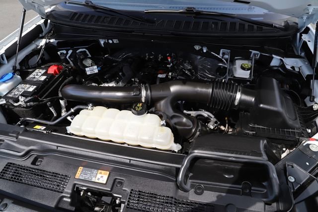 Certified 2025 Ford Expedition Max Platinum AWD/4WD image 4