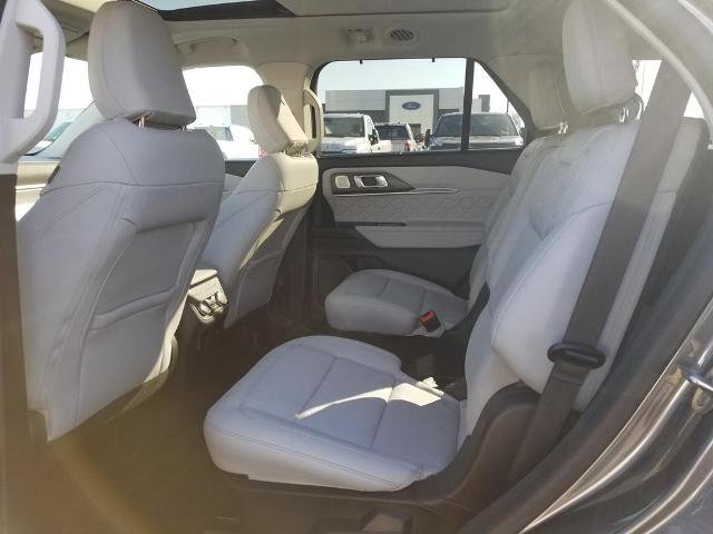 Certified 2025 Ford Explorer Platinum w/ Ultimate Package image 16