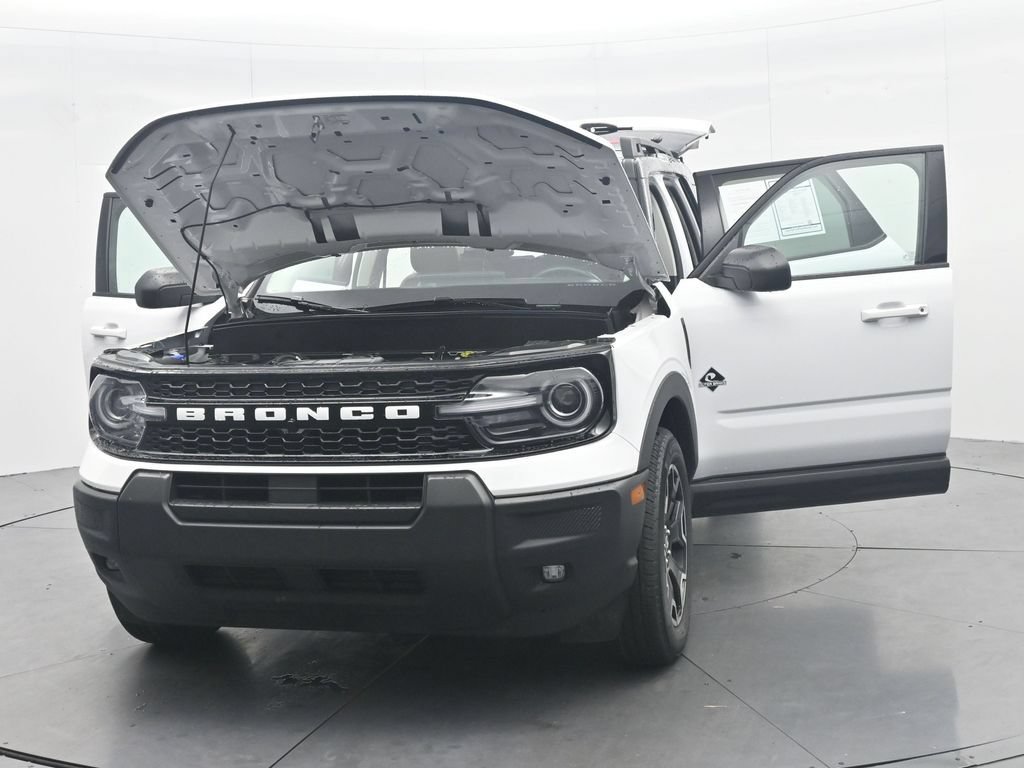 Certified 2025 Ford Bronco Sport Outer Banks AWD/4WD image 50