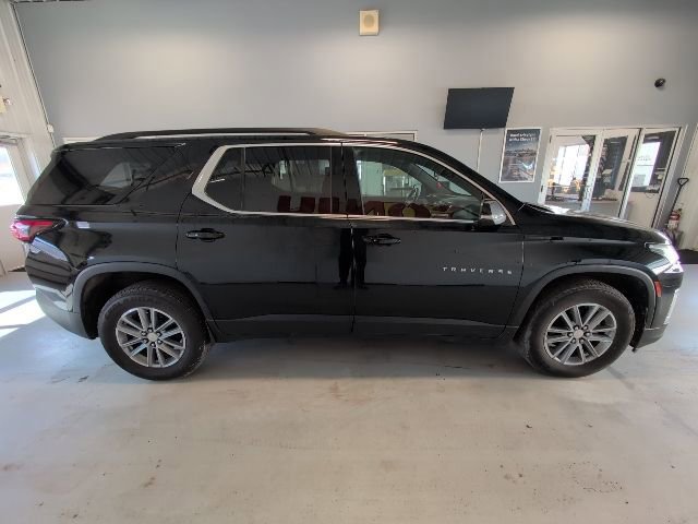 Used 2023 Chevrolet Traverse LT w/ LPO, Floor Liner Package image 7