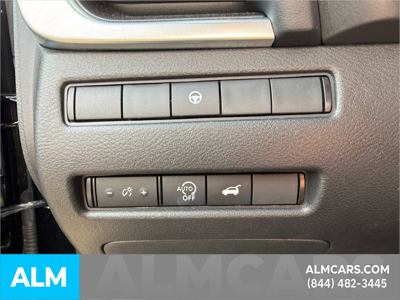 Used 2025 Nissan Rogue SV FWD image 26