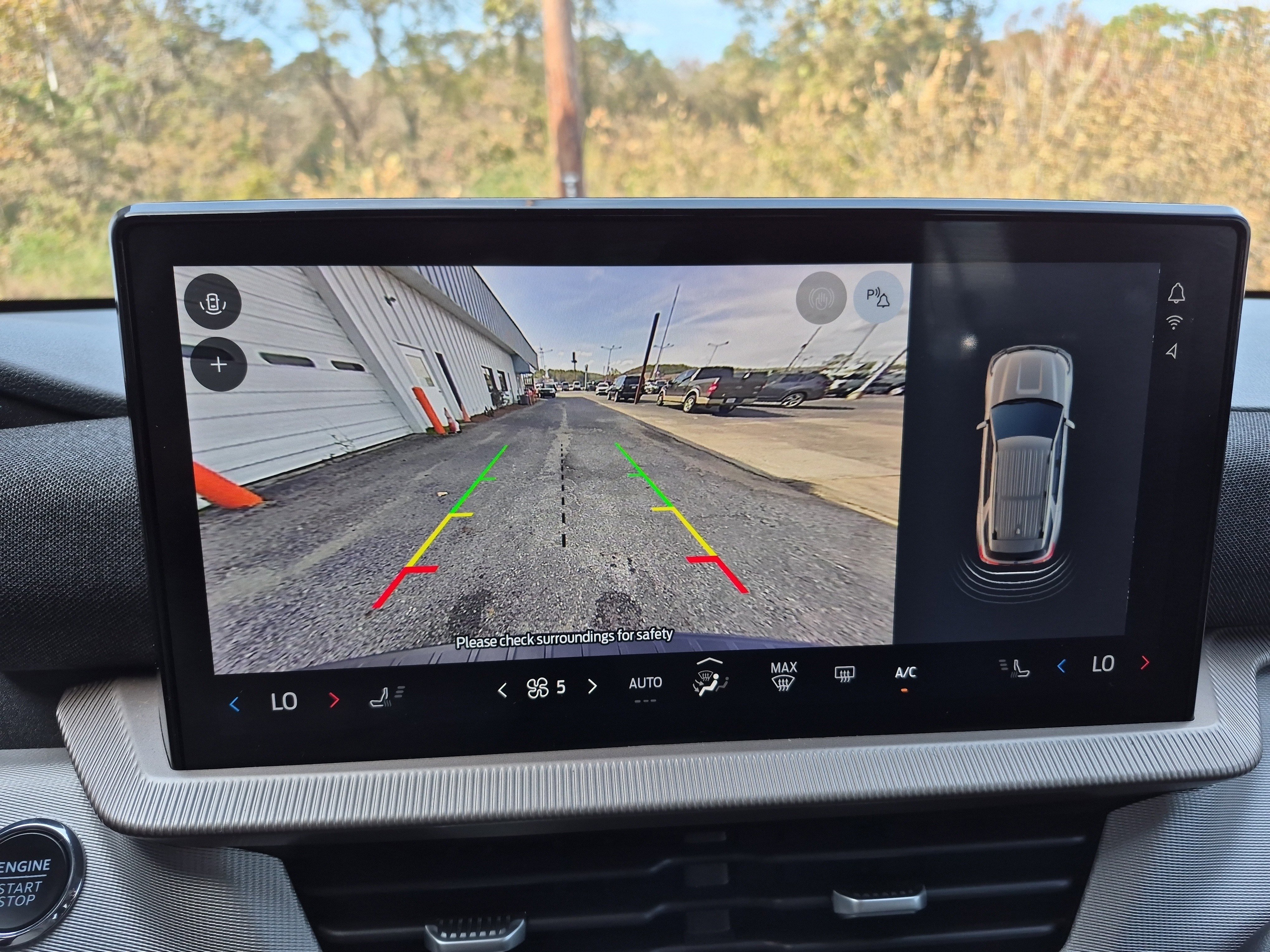 Certified 2025 Ford Explorer Active image 38