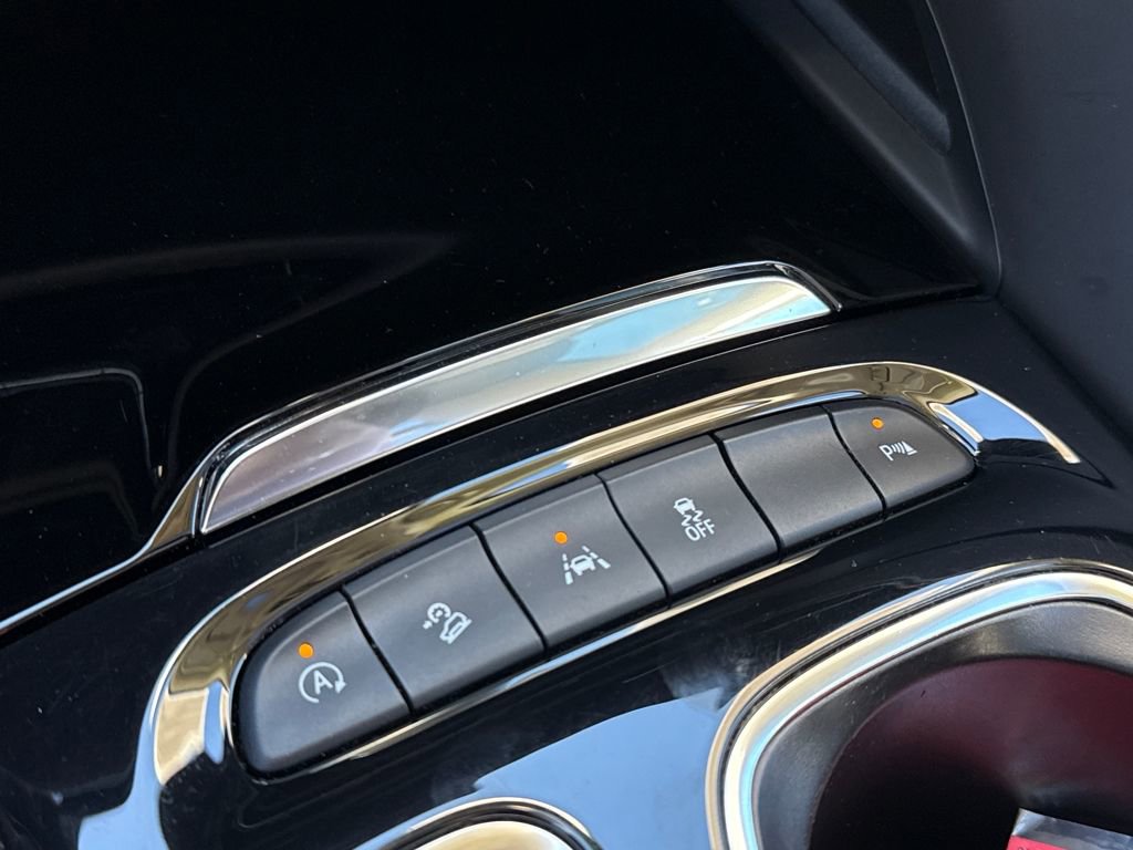 Used 2023 Buick Envision Essence w/ Sport Touring Package image 19