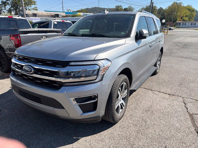 Certified 2024 Ford Expedition Limited RWD image 9