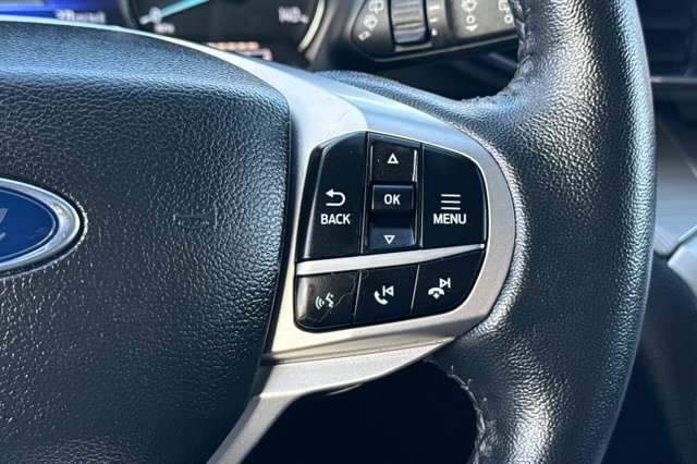 Certified 2022 Ford Explorer XLT w/ Equipment Group 202A image 33
