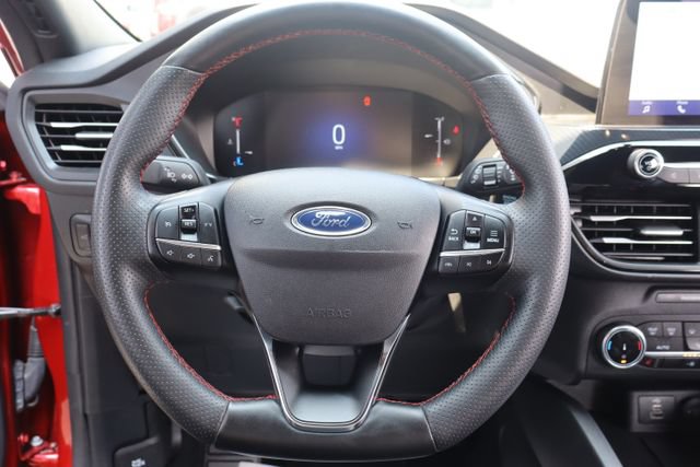 Certified 2025 Ford Escape ST-Line Select AWD/4WD image 19