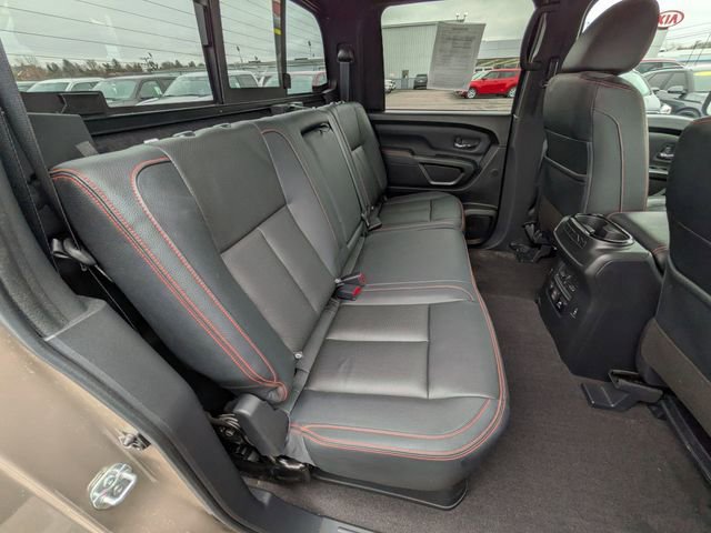 Used 2022 Nissan Titan PRO-4X w/ Pro-4x Convenience Package image 18