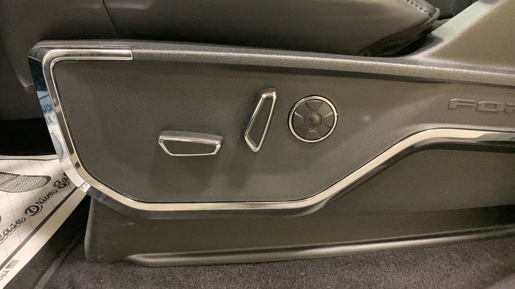 Certified 2024 Ford F150 Platinum w/ Equipment Group 702A High image 37