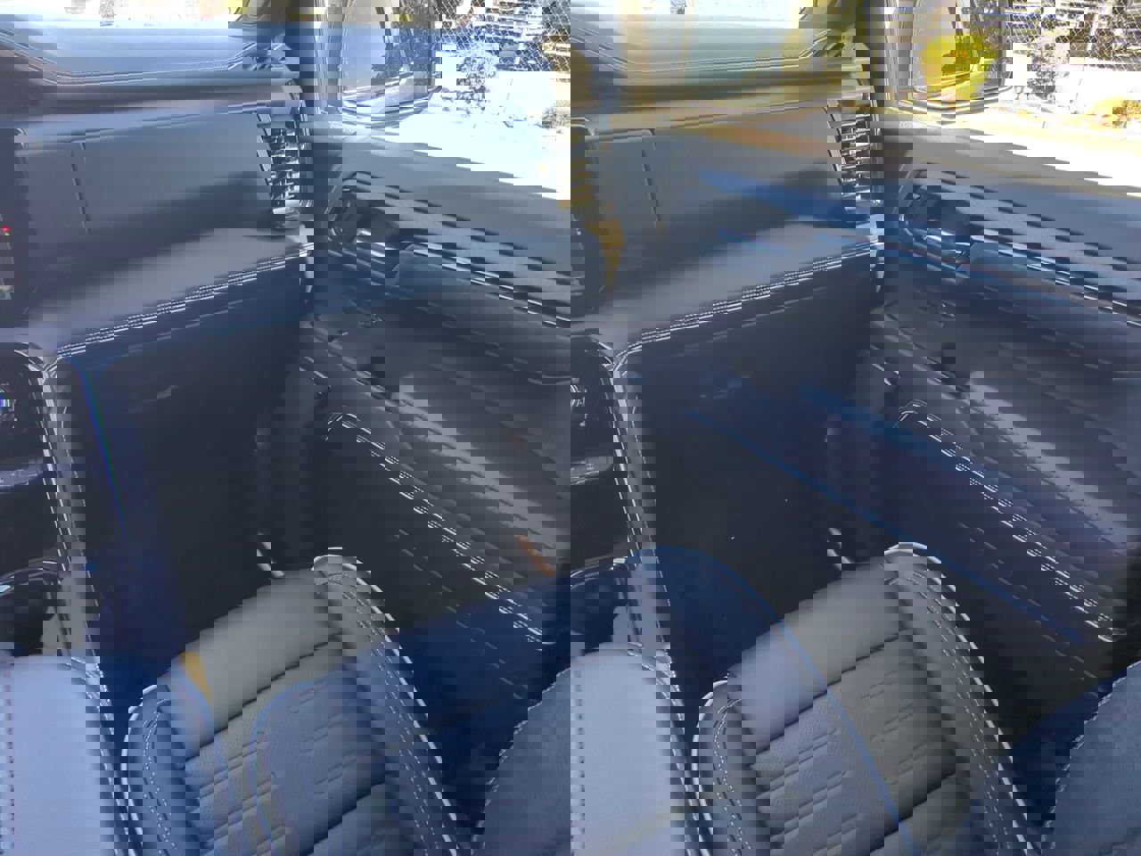 Used 2024 GMC Sierra 1500 AT4X image 15