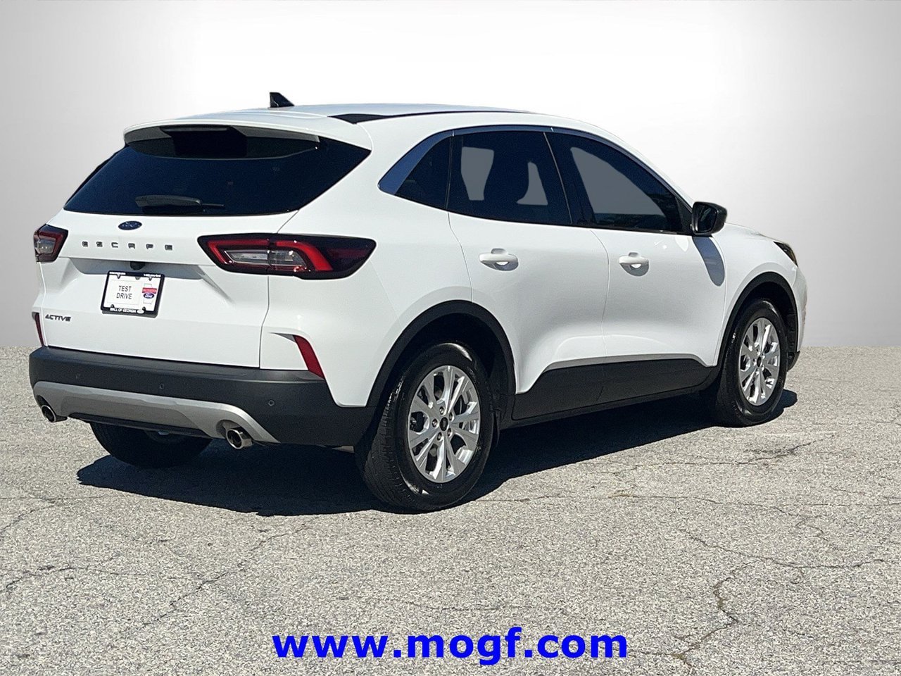 Certified 2023 Ford Escape Active w/ Tech Pack #1 FWD image 2
