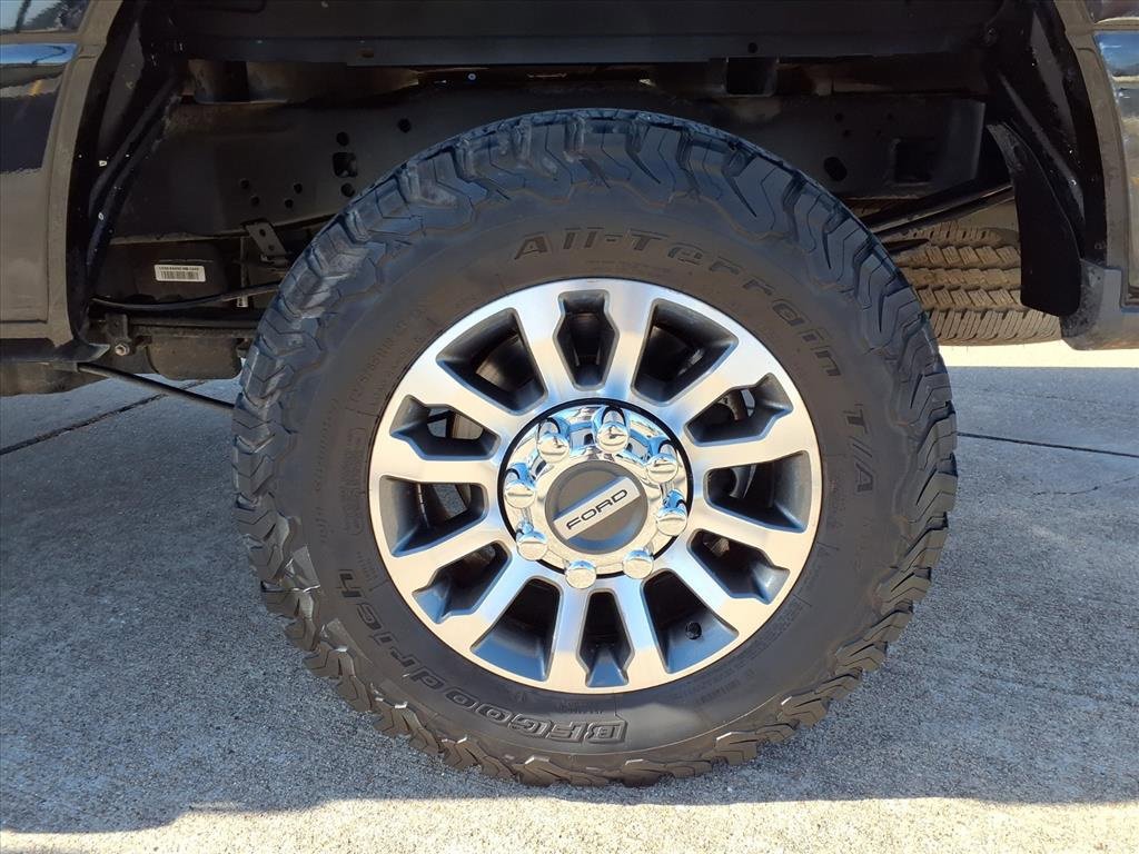 Certified 2020 Ford F250 Lariat image 30