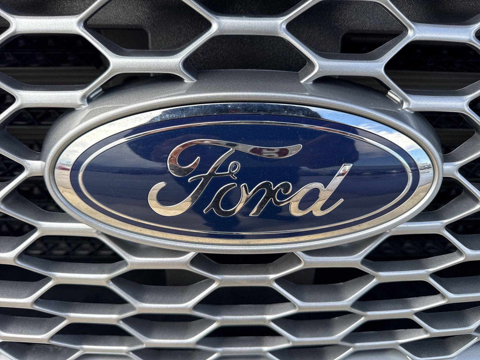 Certified 2024 Ford Edge SEL w/ Convenience Package AWD/4WD image 13