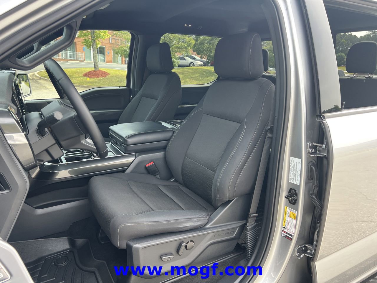 Certified 2022 Ford F150 XLT w/ Equipment Group 302A High AWD/4WD image 19