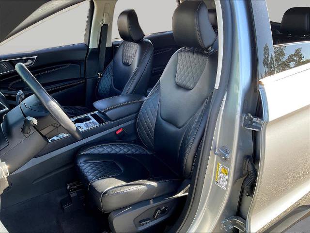 Certified 2024 Ford Edge Titanium AWD/4WD image 23