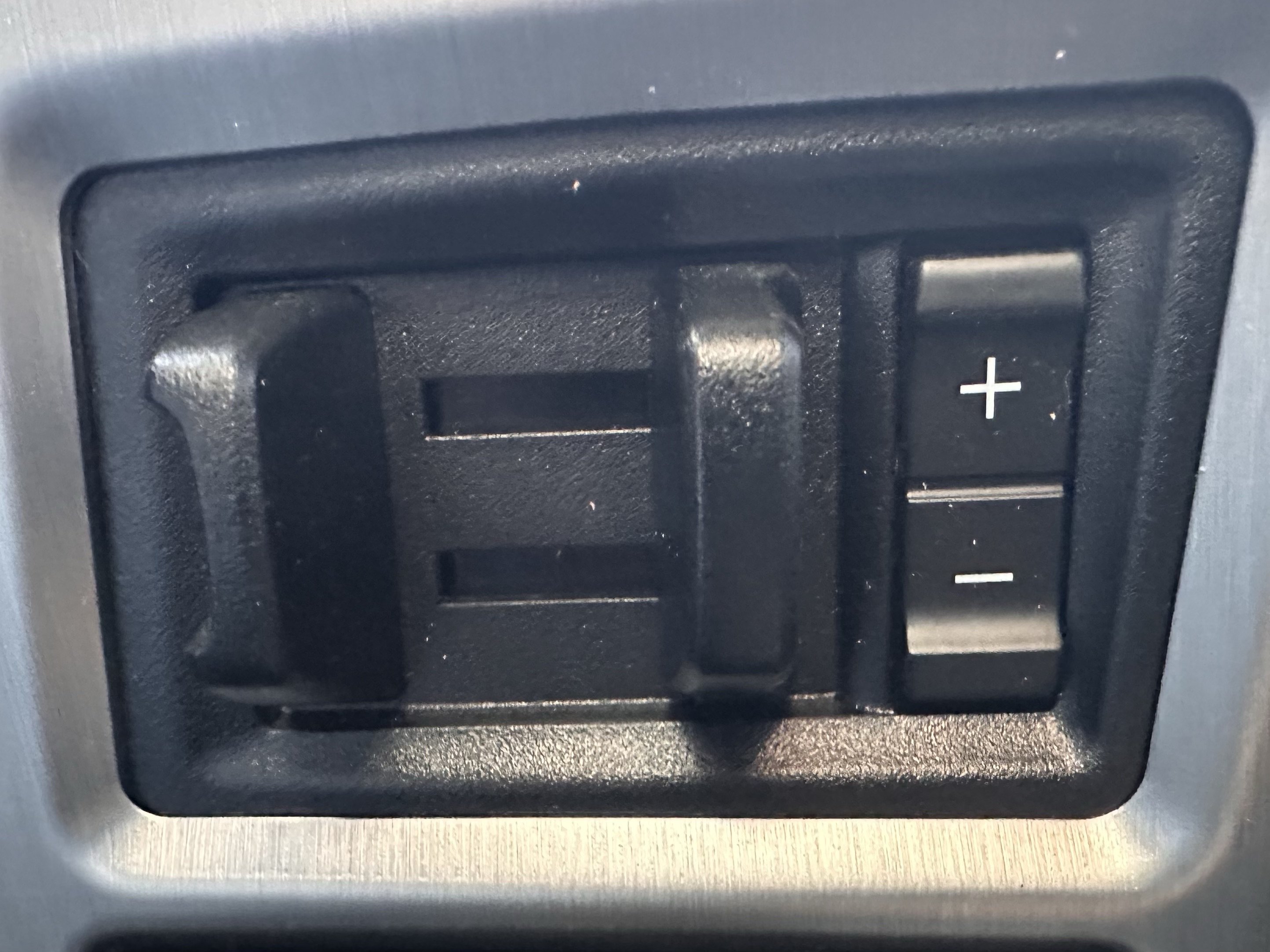 Certified 2021 Ford F350 Platinum AWD/4WD image 23