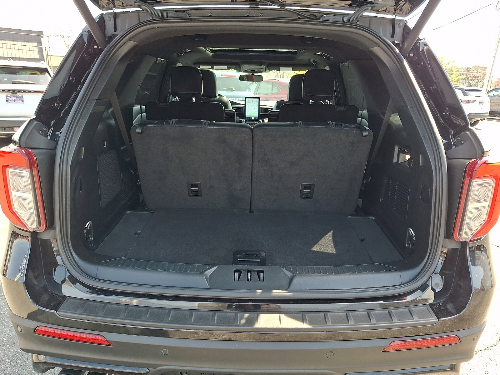 Certified 2023 Ford Explorer ST w/ Equipment Group 401A AWD/4WD image 30