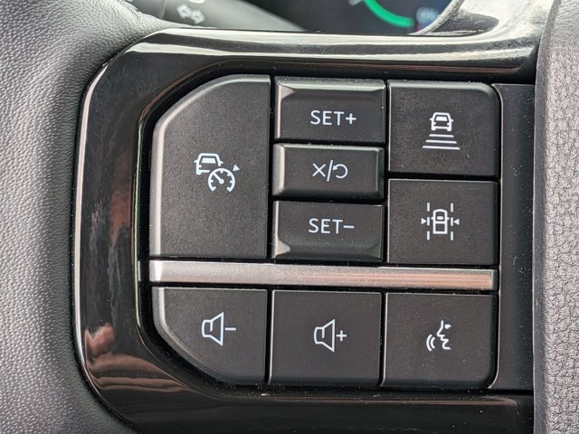 Certified 2025 Ford F150 Lightning Platinum AWD/4WD image 16