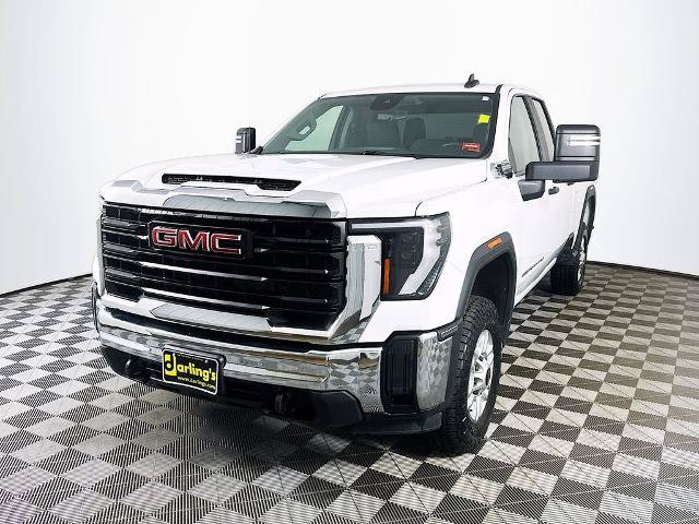 Used 2024 GMC Sierra 2500 Pro w/ Convenience Package AWD/4WD image 3