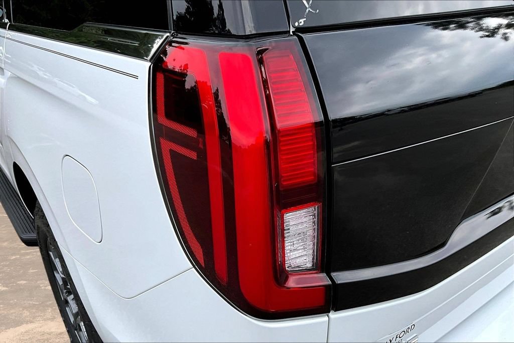 Certified 2025 Ford Expedition Active RWD image 25