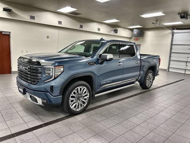 Used 2025 GMC Sierra 1500 Denali Ultimate AWD/4WD image 3