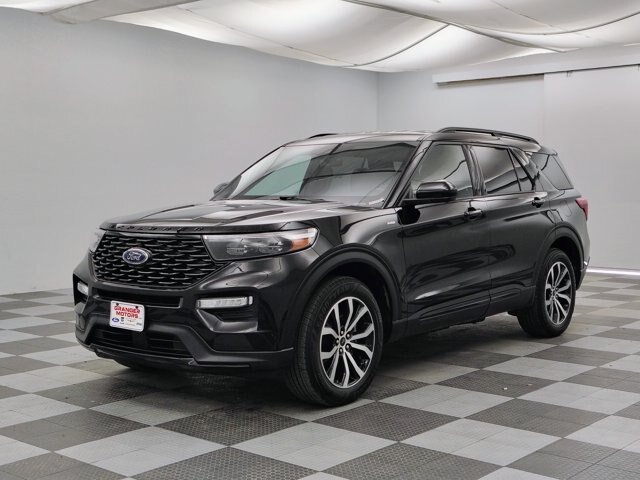 Certified 2022 Ford Explorer ST-Line AWD/4WD image 7