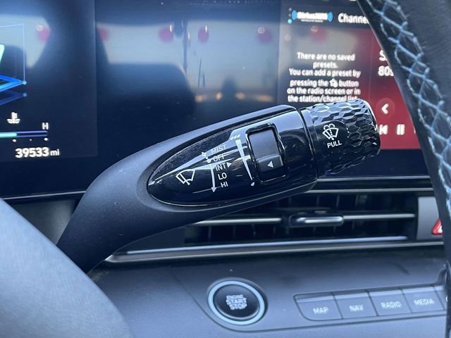 Used 2025 Hyundai Elantra N FWD image 24